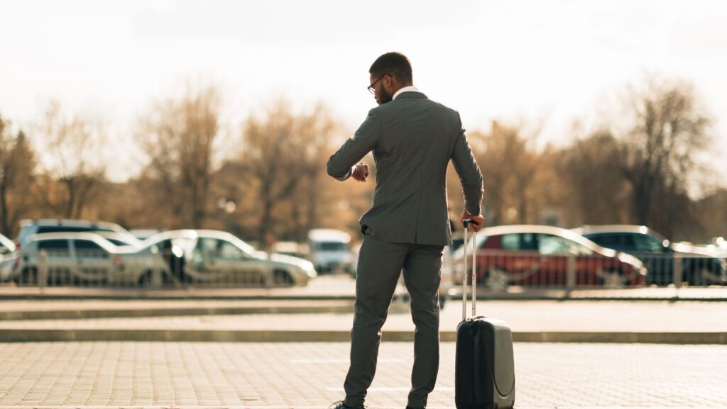 Booking a Taxi from Godalming to Gatwick Airport